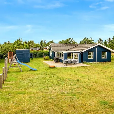 Ubavka - 200m From The Sea By Interhome