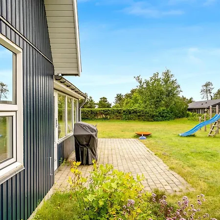 Ubavka - 200m From The Sea By Interhome *